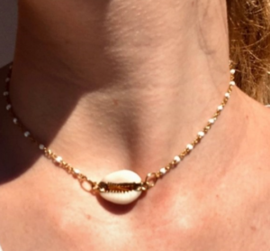 Collier coquillage cauri acier inoxydable doré