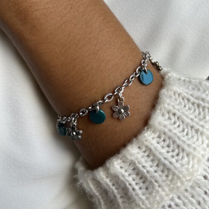 Bracelet breloques fleurs