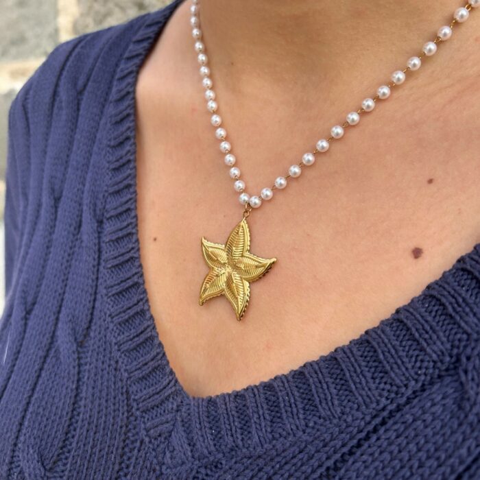 Collier perles blanches pendentif étoile