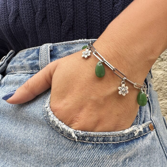 Bracelet fleurs et gouttes vertes
