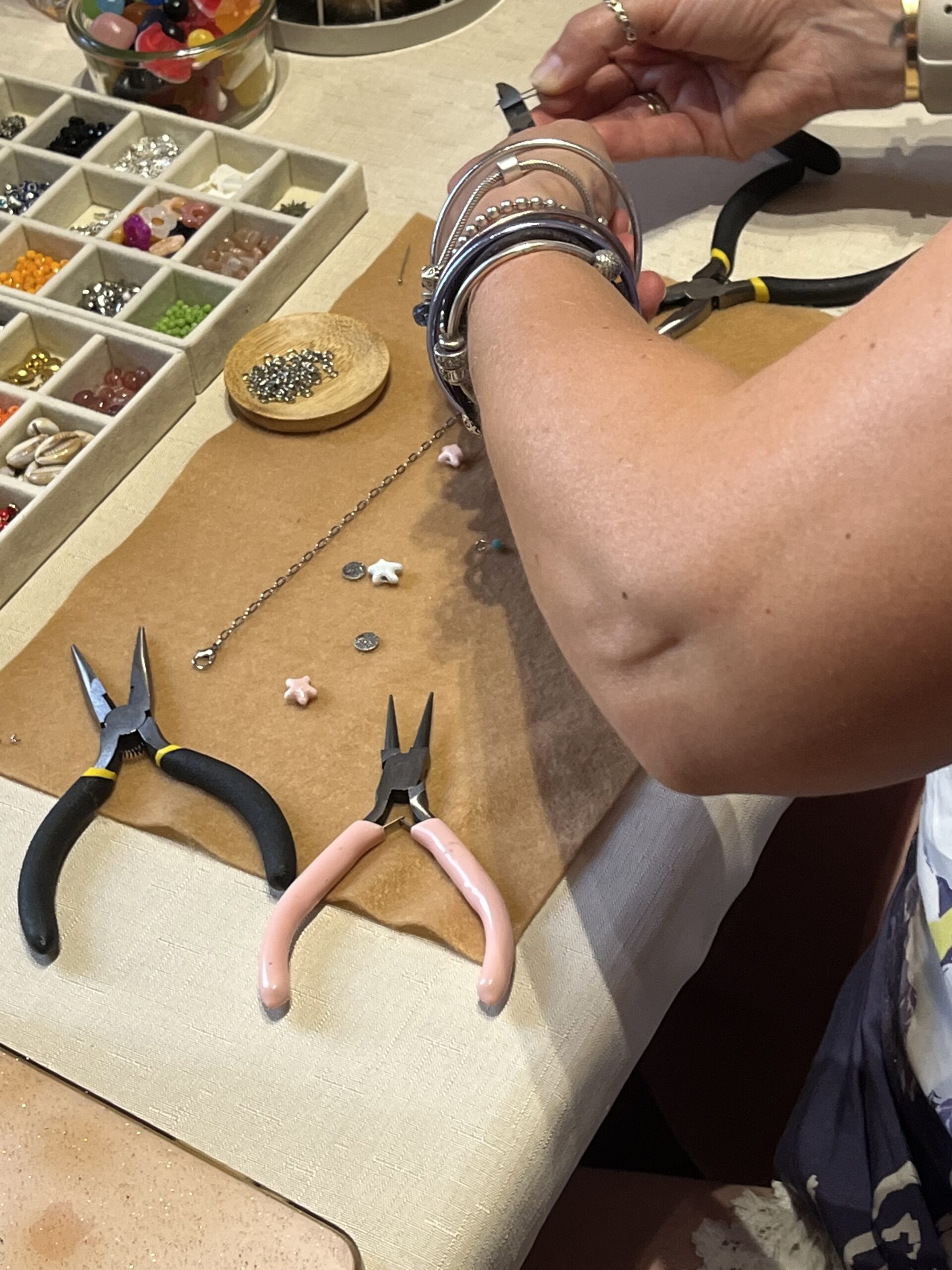 Atelier Bracelet Personnalisé & Brunch Atelier Bracelet Personnalisé & Brunch